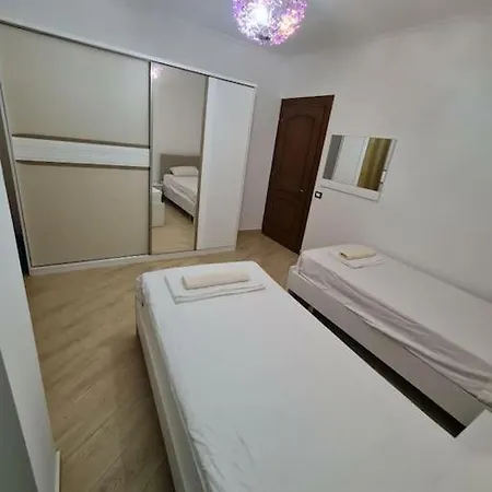 Apartment Plazh Durres
